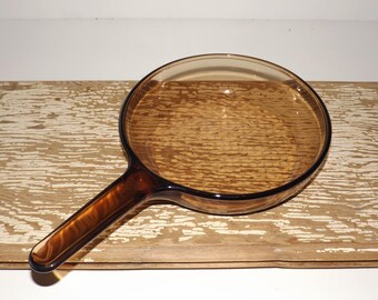 Visions corning France brown amber glass skillet,7" fry pan,with handle,glass cookware,glass bakeware,small skillet,frying pan