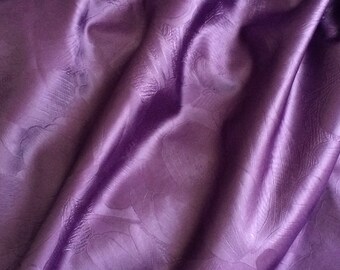 Purple polyester tissue fluid and falling