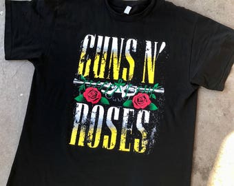 Guns N' Roses T shirt color black hard rock