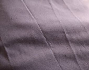 25 Vintage lilac cotton
