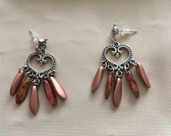 small earrings brown tone and bronze dagger beads
