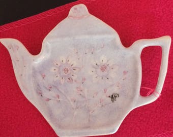 Bag Dimensions porcelain Teacup rests: 8 * 11 cm