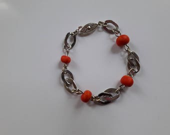 Pearl bracelet made of polymer clay and chain