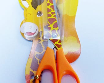 1 pair of scissors giraffe animal drawing piece for children 13 cm round