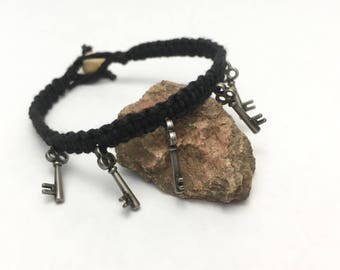 Macrame Hemp Bracelet with Key Charms