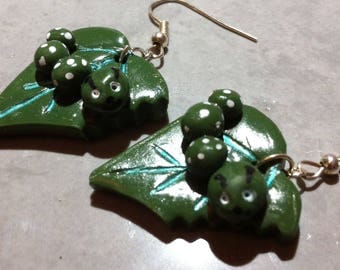 Caterpillars leaf earrings, polymer clay