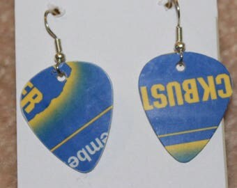Light weight colourful earrings