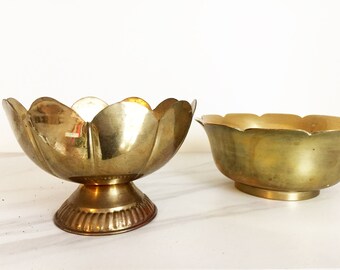 Set Of 2 Vintage Flower Pedestal Bowl Candy Dishes Gold Brass Planters Set Of 2 Vintage Flower Pedestal Bowl Candy Dishes Gold Brass Planters