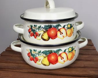 1970s Vintage Cookware Set