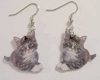 Handcrafted Plastic Gray Tabby Cat Kitten Earrings