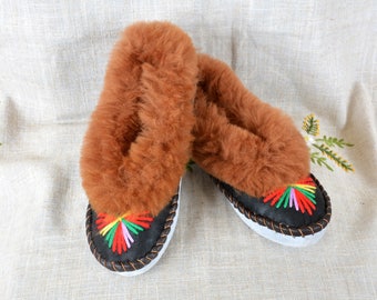 Warm leather slippers shoes SIZE 6.5 womens slippers sheepskin slippers leather embroidered moccasins woomen moccasin slippers shoes