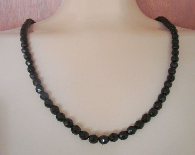 Mid Century Basic Black Faceted Glass Bead Necklace / 27" Long / 8mm Beads / Vintage Jewelry / Jewellery