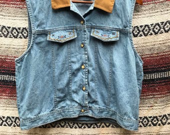 Vintage Southwestern Embroidered Denim Sleeveless Button Up: L/XL