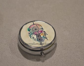 * Pill box small box teeth or other use *.