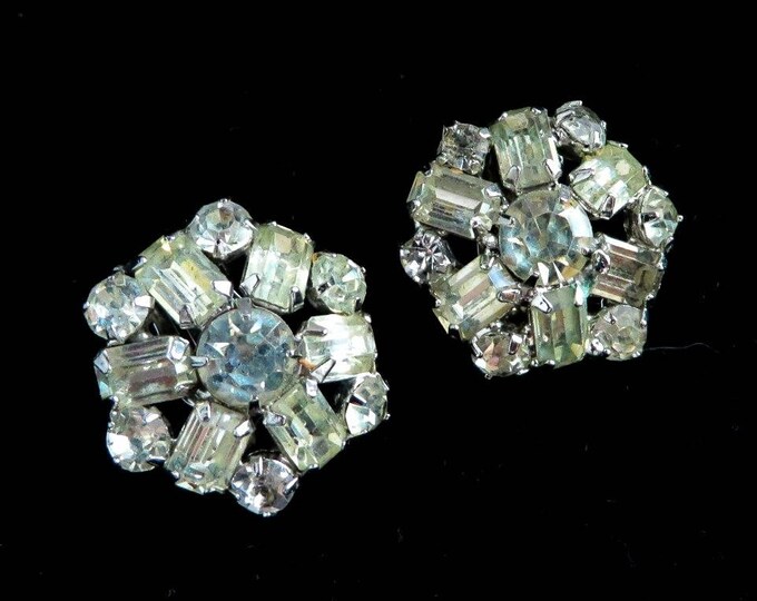 Vintage Rhinestone Snowflake Earrings, Bridal Earrings, Signed Weiss Crystal Clip-on Earrings, Perfect Gift, Gift Box