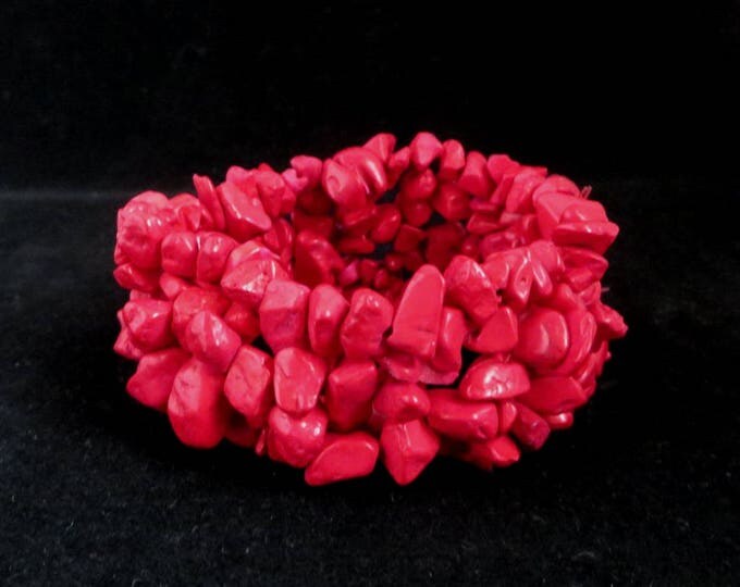 Vintage Red Shell Bracelet, Boho Dyed Beaded Bracelet, Gift for Her