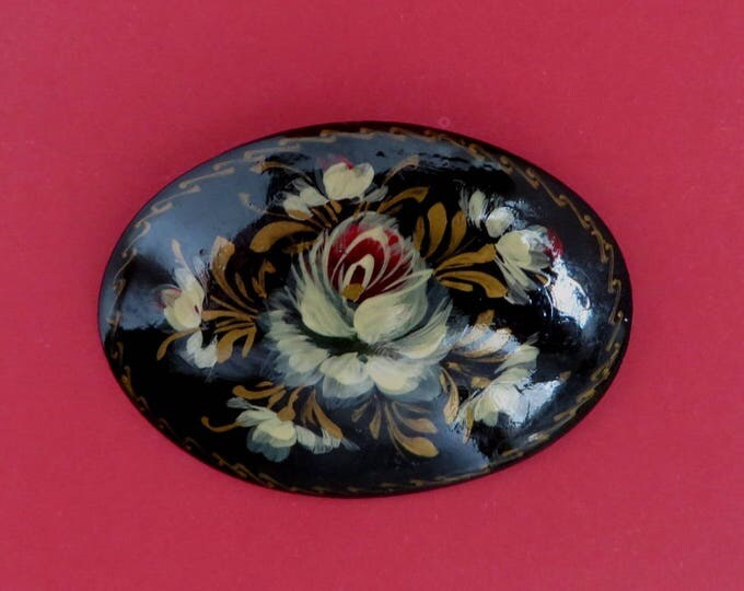 Vintage Hand Painted Russian Brooch, Oval Black Lacquered Pin