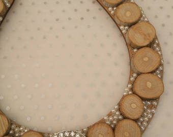 Rustic wooden wedding Horseshoe decorated with pearls and driftwood discs, Lucky Horseshoe, bridal gift, wedding keepsake, rustic wedding
