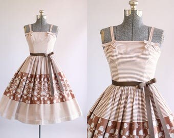 Vintage 1950s Dress / 50s Cotton Dress /Brown and White Floral Border Print Dress XS