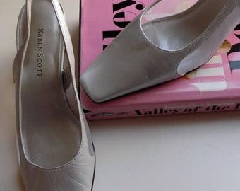 80s White Heels, Pearl, Silver, Pumps, Karen Scott, Mesh, Special Occasion, Vintage Shoes, Womens Vintage Shoes, Size 6M, Dress Shoes