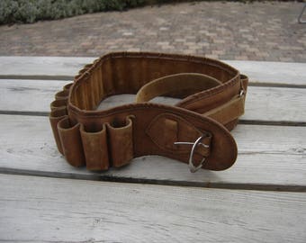 Cartouchière en cuir. Cartridge belt. Vintage. France