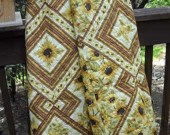Country Quilt, Twin Quilt, Double Quilt, Sunflowers Quilt, Dorm Room Quilt, Lap Quilt, Yellow, Brown, Green Quilt, Handmade Quilt