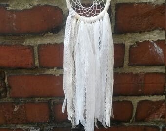 Alipis Handmade White Lace & Bead Dreamcatcher - Wall Hanging Decoration For Bedroom, Home, Or Car