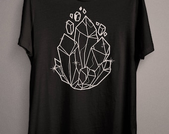 Witch Crystal, Wiccan Crystals, Pastel Goth clothing T-Shirt - for the everyday Witch, Wicca or Pagan Person