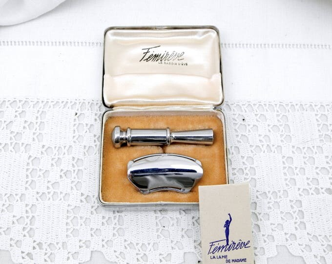 Vintage Unused Travel Folding Lady Safety Razor by Femireve from Paris in Engraved Metal Satin and Velvet Lined Box Complete with Blade,