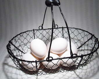 Oval Wire Egg Basket With Wire Handles - Excellent Condition - No Bends Or Scratches Of Any Kind - Cottage Chic.