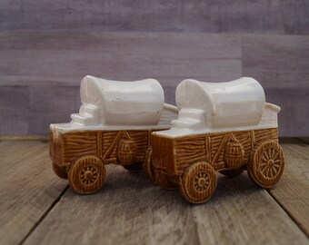 Stagecoach Salt and Pepper Shaker Set - Artmark - Japan
