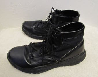 vintage nike boots