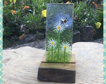 Daisy Flower Flower, Fused Glass Panel on Wood Stand - Minerva Hot Glass, Christmas Wedding Mum Dad Gift