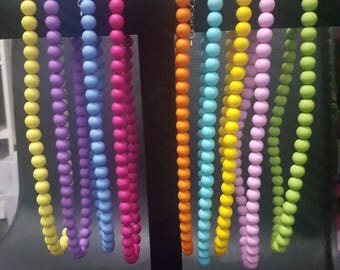 Rockabilly pinup necklaces acrylic round bead