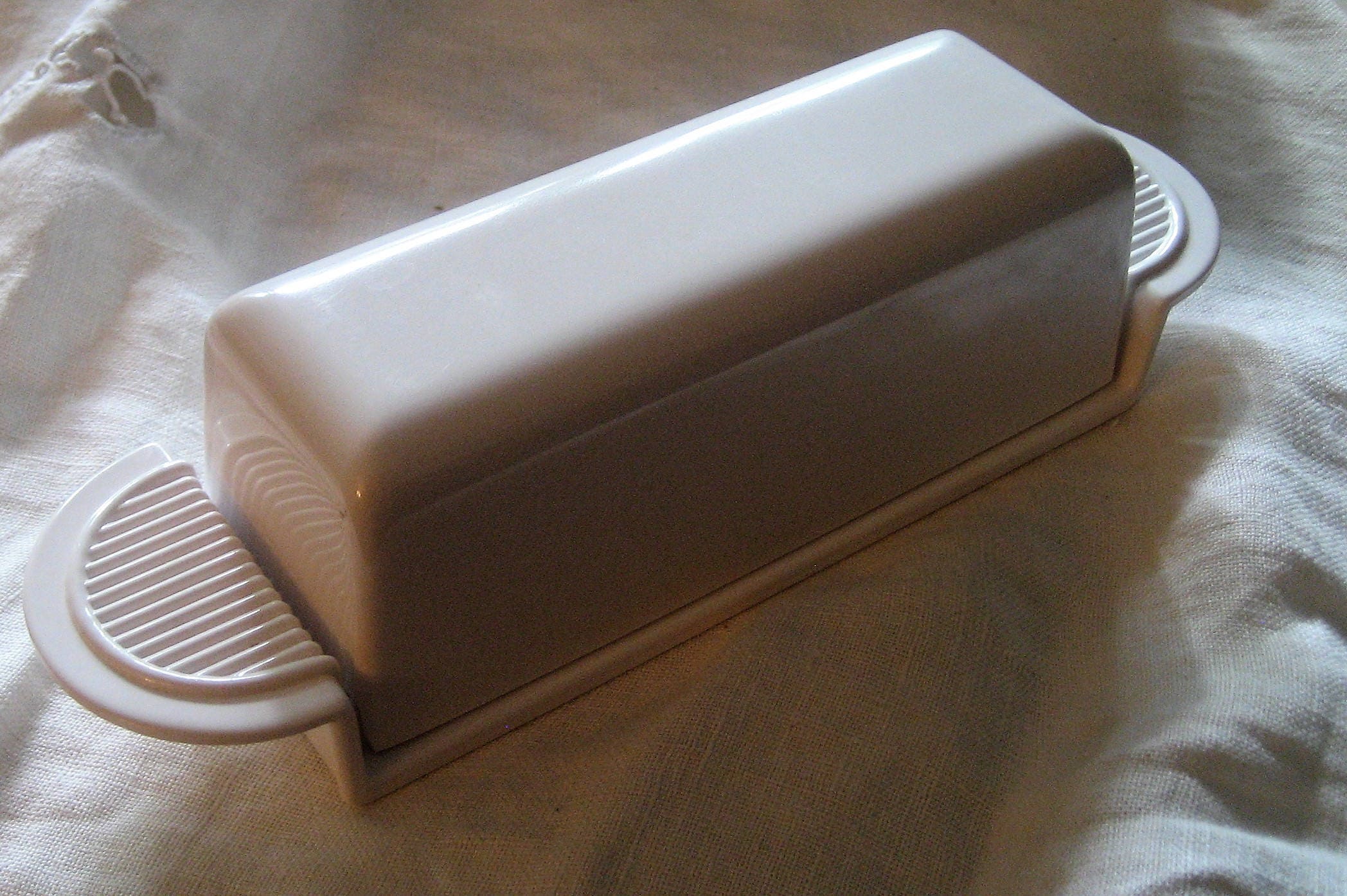 Melamine Butter Dish 2 Piece Made in Thailand Pristine White
