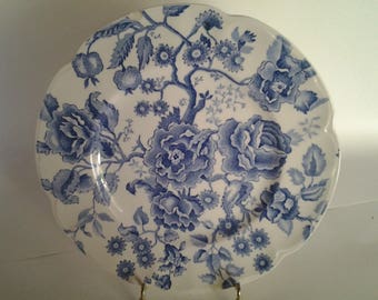 Chippendale pattern by Johnson Brothers 10" plate