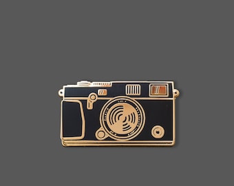 Camera Enamel Pin - THE RANGEFINDER - Gold