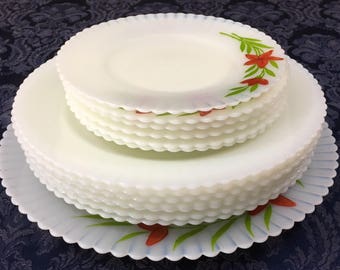 Set of 14 Vintage MacBeth Evans Petalware Monax Plates Florette Pattern