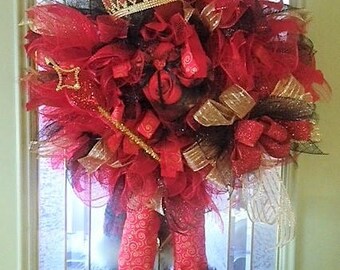 Queen of Hearts Valentines Day Wreath