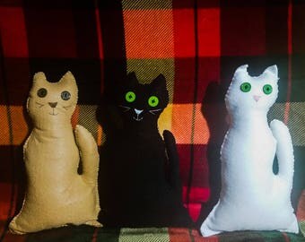 Felt Stuffed Cat (Pipsy)