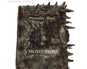 Casket "The Monster Book of MONSTERS"