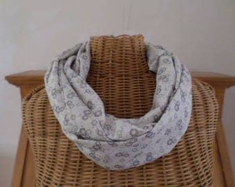 ecru snood with beige and grey flowers