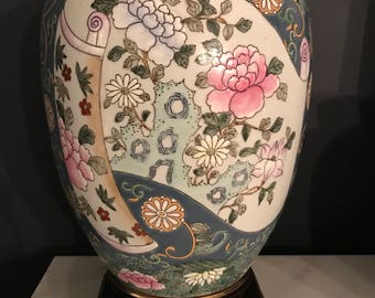Vintage Chinese Asian Lamp- pagoda, chinoiserie