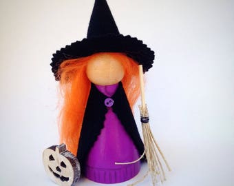 Halloween, witch, peg doll, hand painted, large 9cm doll, room decor, everlasting gift, with mini broomstick and jack o lantern,
