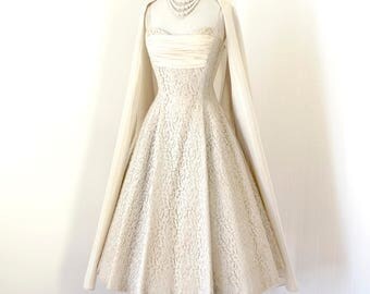 vintage 1950's dress ...decadent CARLYE rich lace well structured full skirt pin-up bridal prom formal dress and shawl
