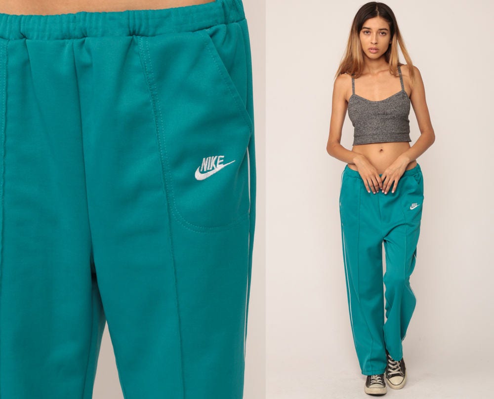 nike tech baggy