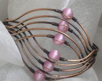 SALE Vintage Bracelet Copper Wire Cuff and Moonglow Cat's Eye