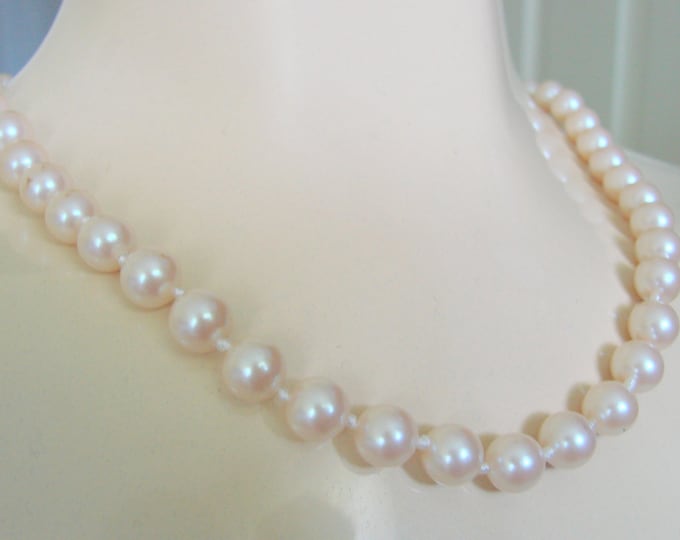 Vintage Glass Hand Knotted Pearl Choker Necklace / Classic Pearl Necklace / Silver Filigree Clasp / Jewelry / Jewellery