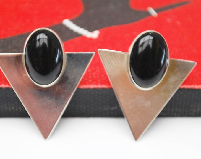 Sterling silver Onyx earrings - modernistic- Southwestern - Pierced earring