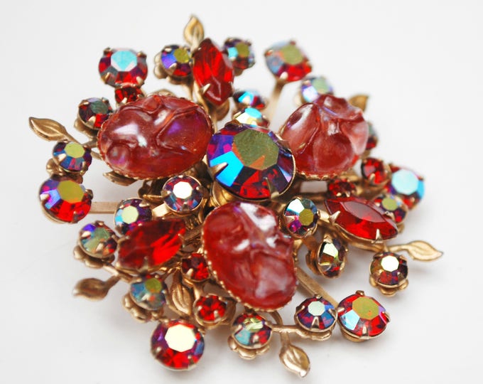 Red Rhinestone Flower Brooch - Lava molded lucite - red Glass Auroral borealis - Floral Mid century Pin